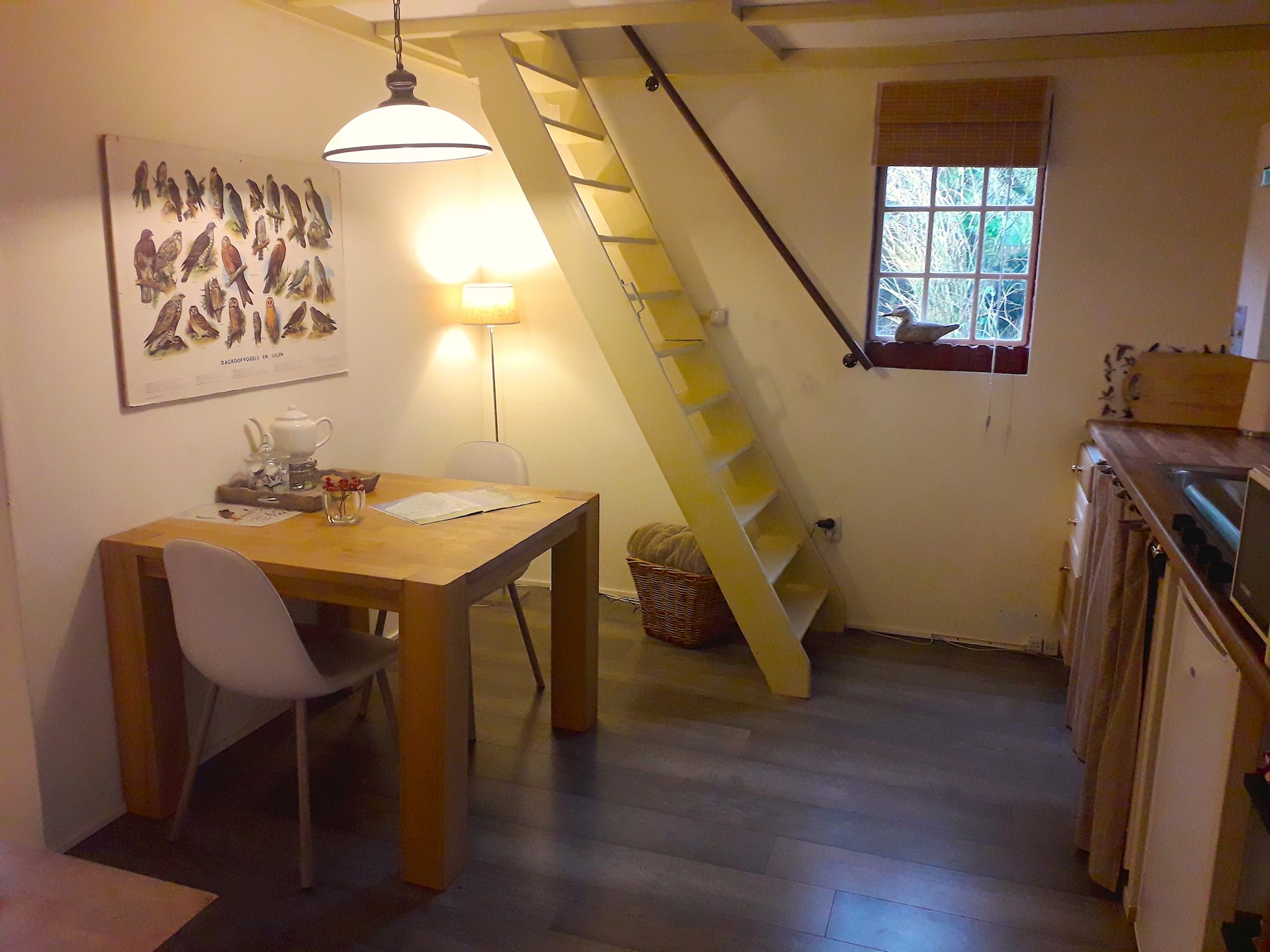 VH eethoek trapleuning bew jan2020.jpg